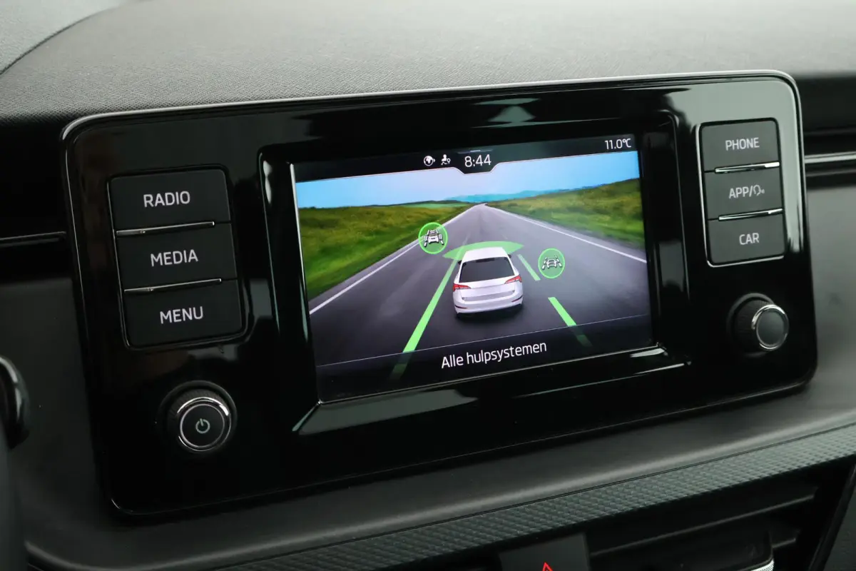 1.0 TSI 110pk H6 Sport Business Panoramadak Camera Stoelverwarming LED Carplay