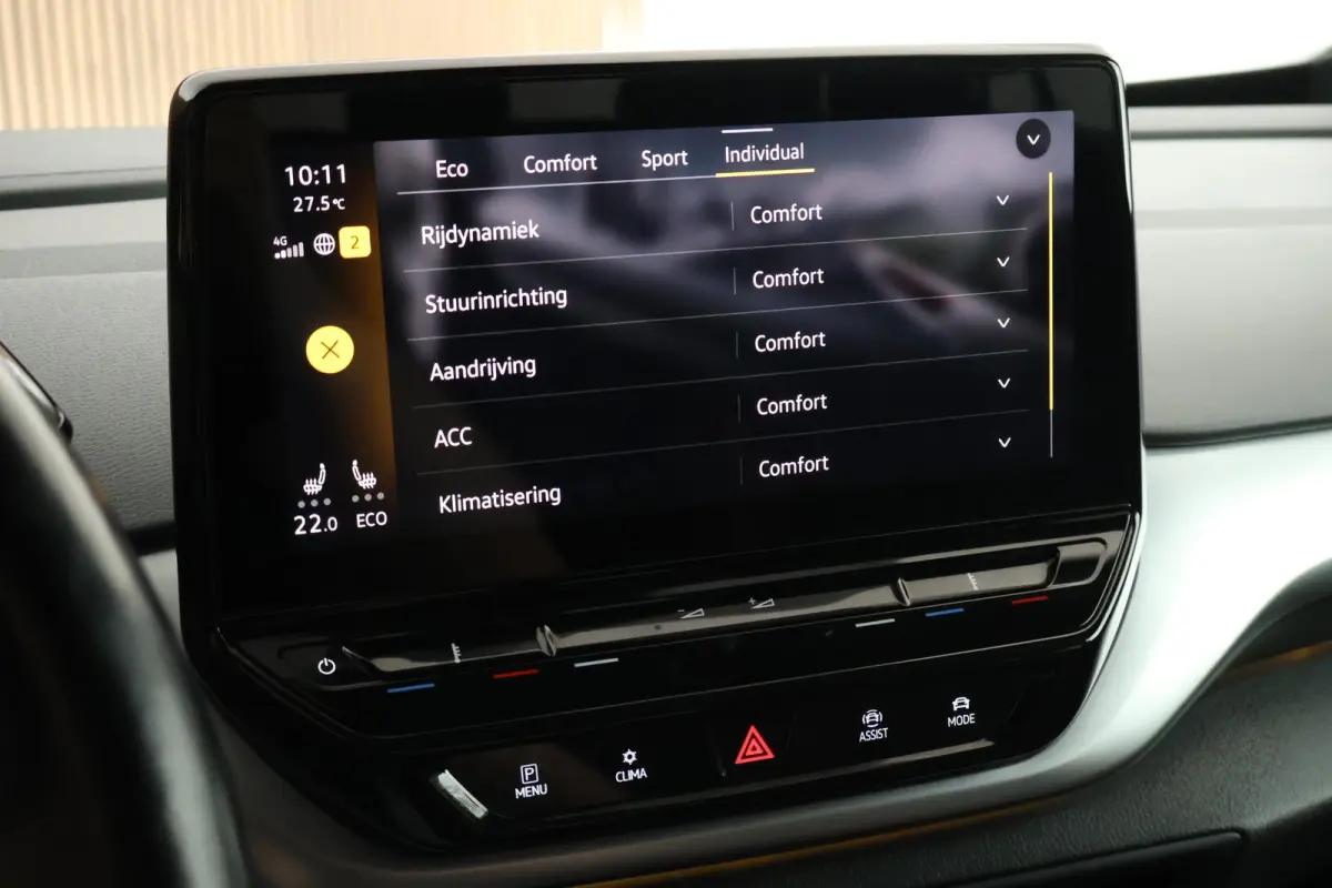 First 77 kWh SOH 90% Trekhaak Stoelverwarming Camera Navigatie