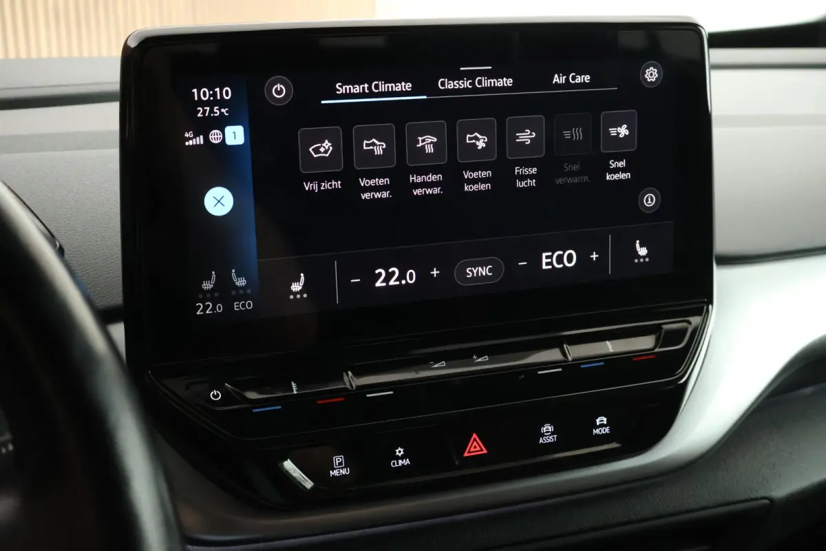 First 77 kWh SOH 90% Trekhaak Stoelverwarming Camera Navigatie