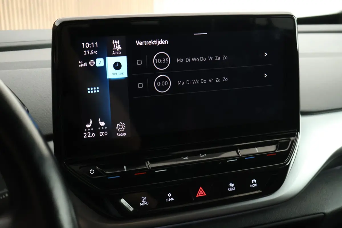 First 77 kWh SOH 90% Trekhaak Stoelverwarming Camera Navigatie