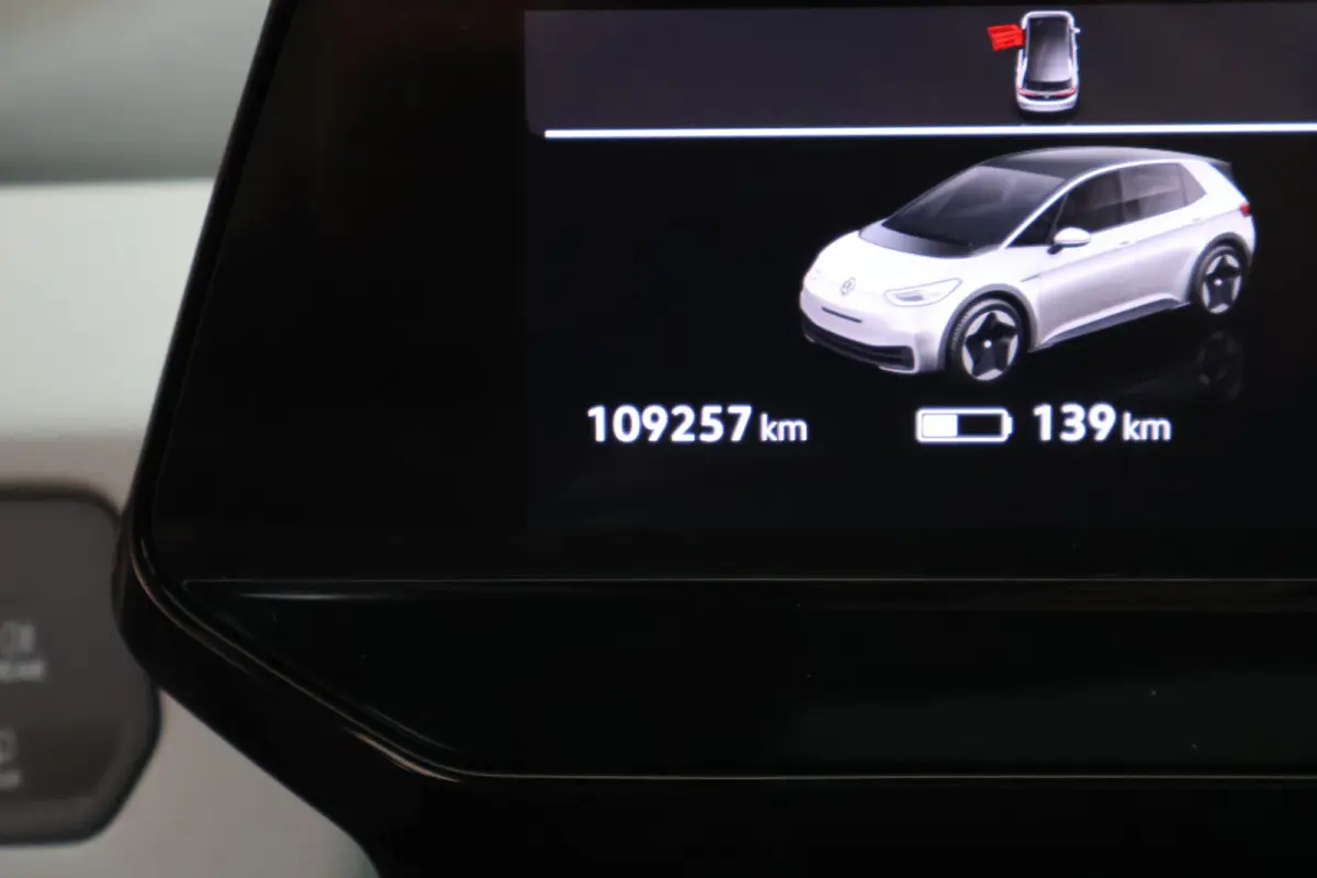 First Max 58 kWh 204pk SOH 89% HUD Panoramadak Camera Matrix LED Navigatie Stoelverwarming Memory Stoelen