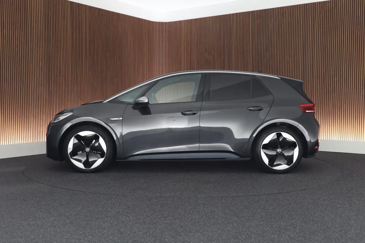 First Max 58 kWh 204pk SOH 89% HUD Panoramadak Camera Matrix LED Navigatie Stoelverwarming Memory Stoelen