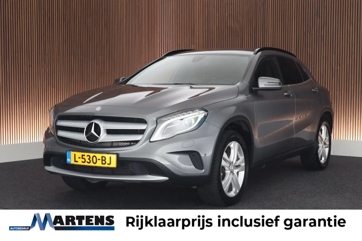 200 156pk Prestige Automaat LED Climate Control Stoelverwarming Navigatie