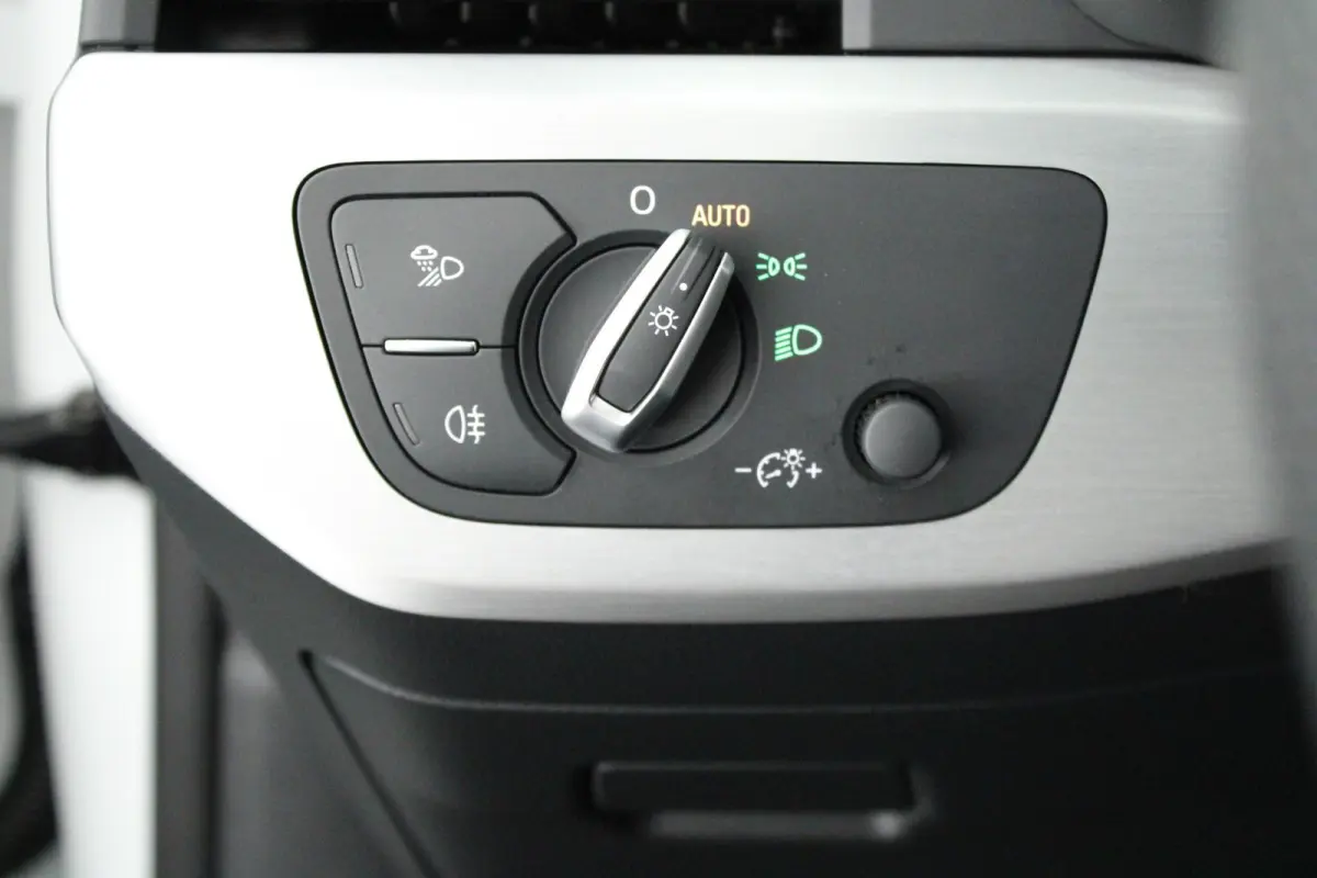 35 TFSI 150pk S edition Nekverwarming Stoelverwarming Leder Virtual Cockpit Matrix Led 2x S-Line