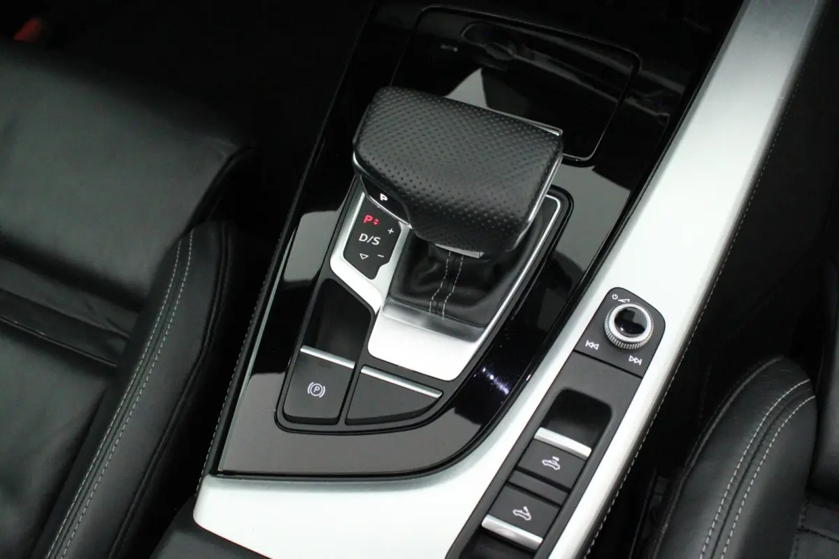 35 TFSI 150pk S edition Nekverwarming Stoelverwarming Leder Virtual Cockpit Matrix Led 2x S-Line