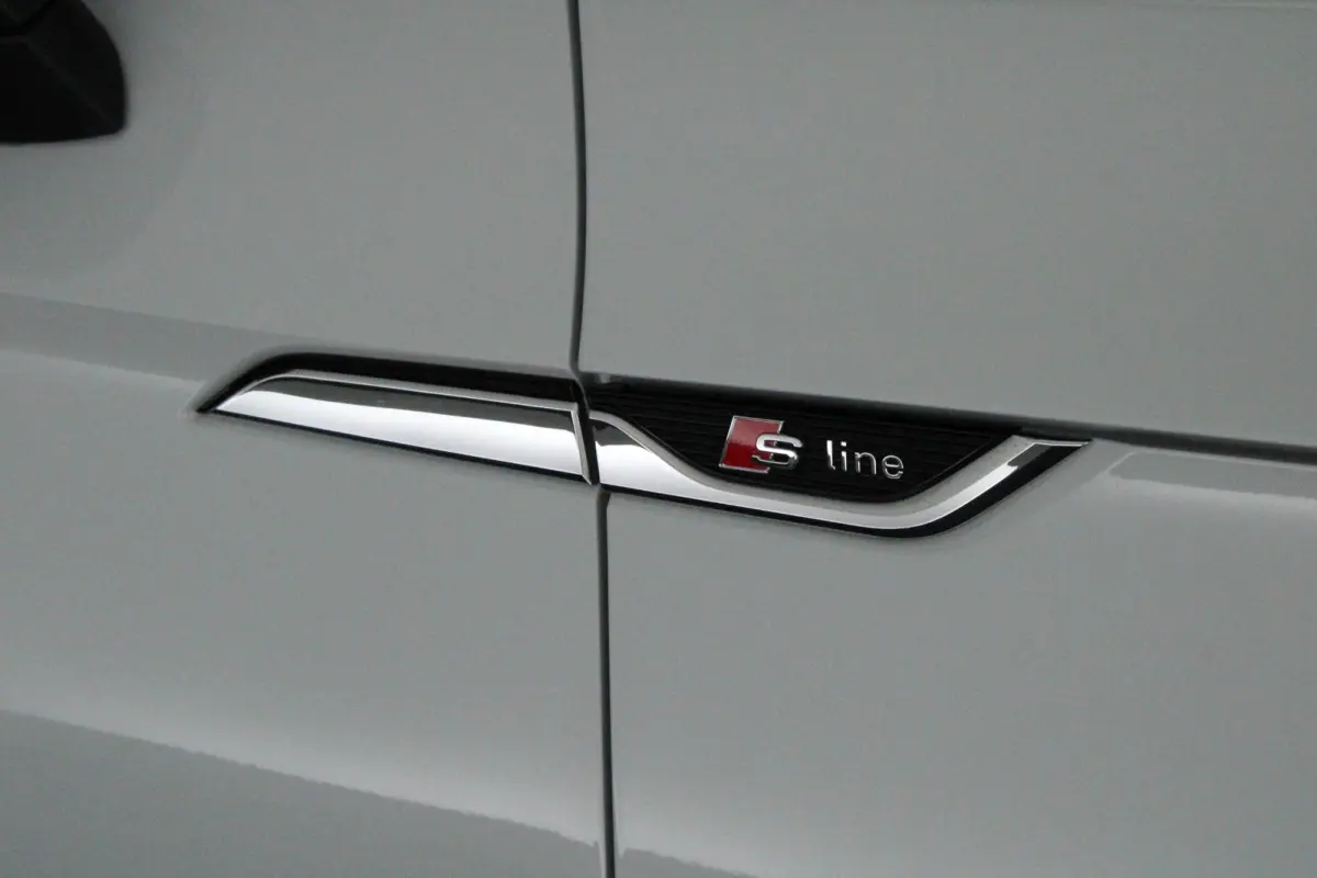 35 TFSI 150pk S edition Nekverwarming Stoelverwarming Leder Virtual Cockpit Matrix Led 2x S-Line