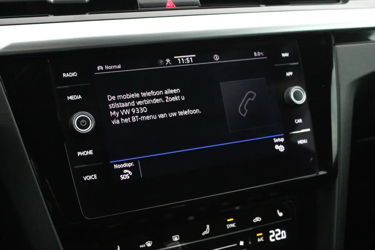 2.0 TSI 190pk DSG R-Line Business+ Keyless Panoramadak DCC Camera Stoelverwarming Virtual Cockpit Navigatie