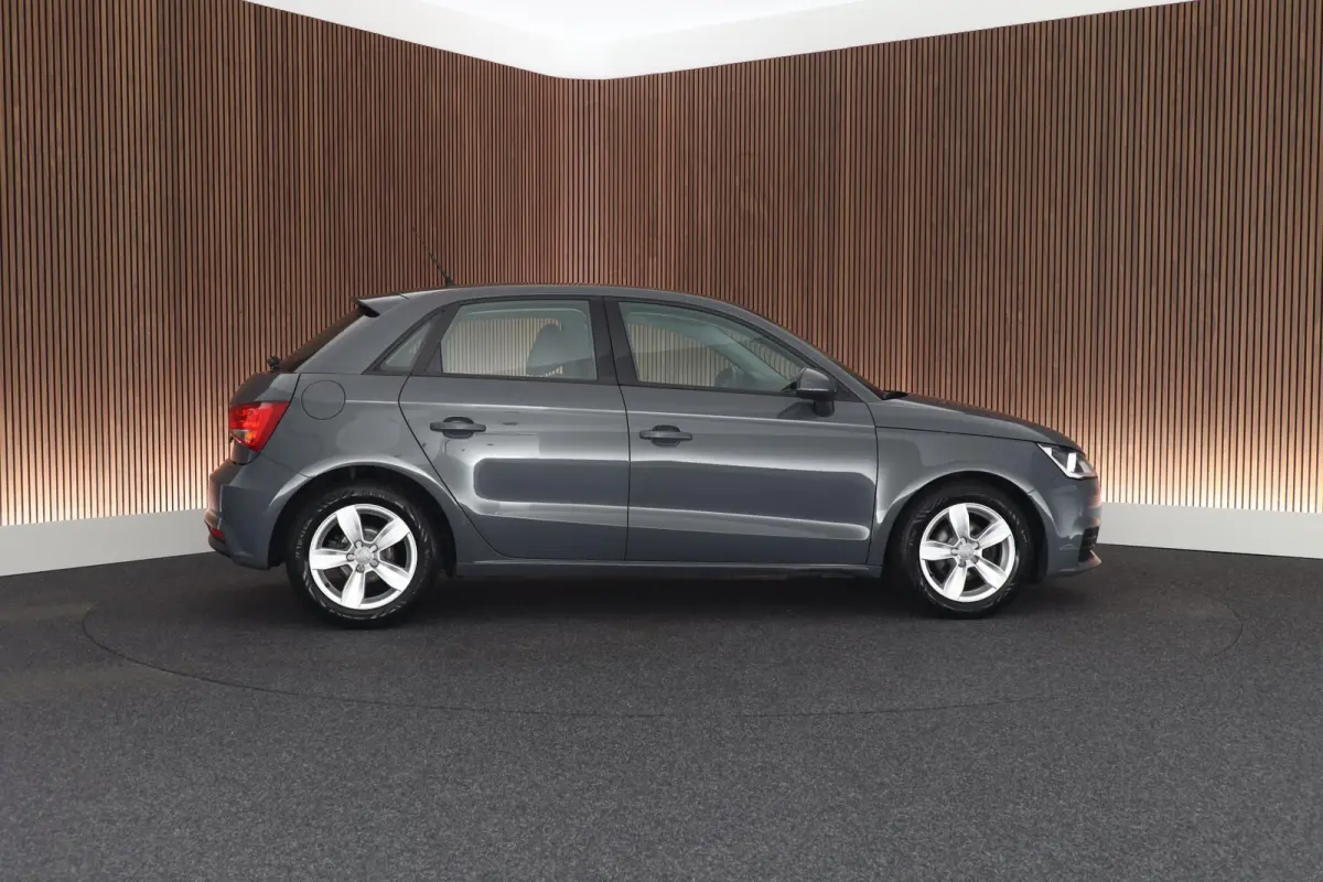 1.0 TFSI 95pk S-Tronic Pro Line Navigatie Cruise