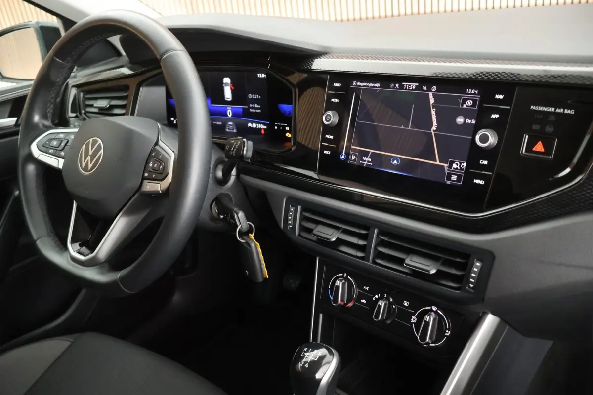 1.0 TSI 95pk Life Navigatie Parkeersensoren ACC Lichtmetaal