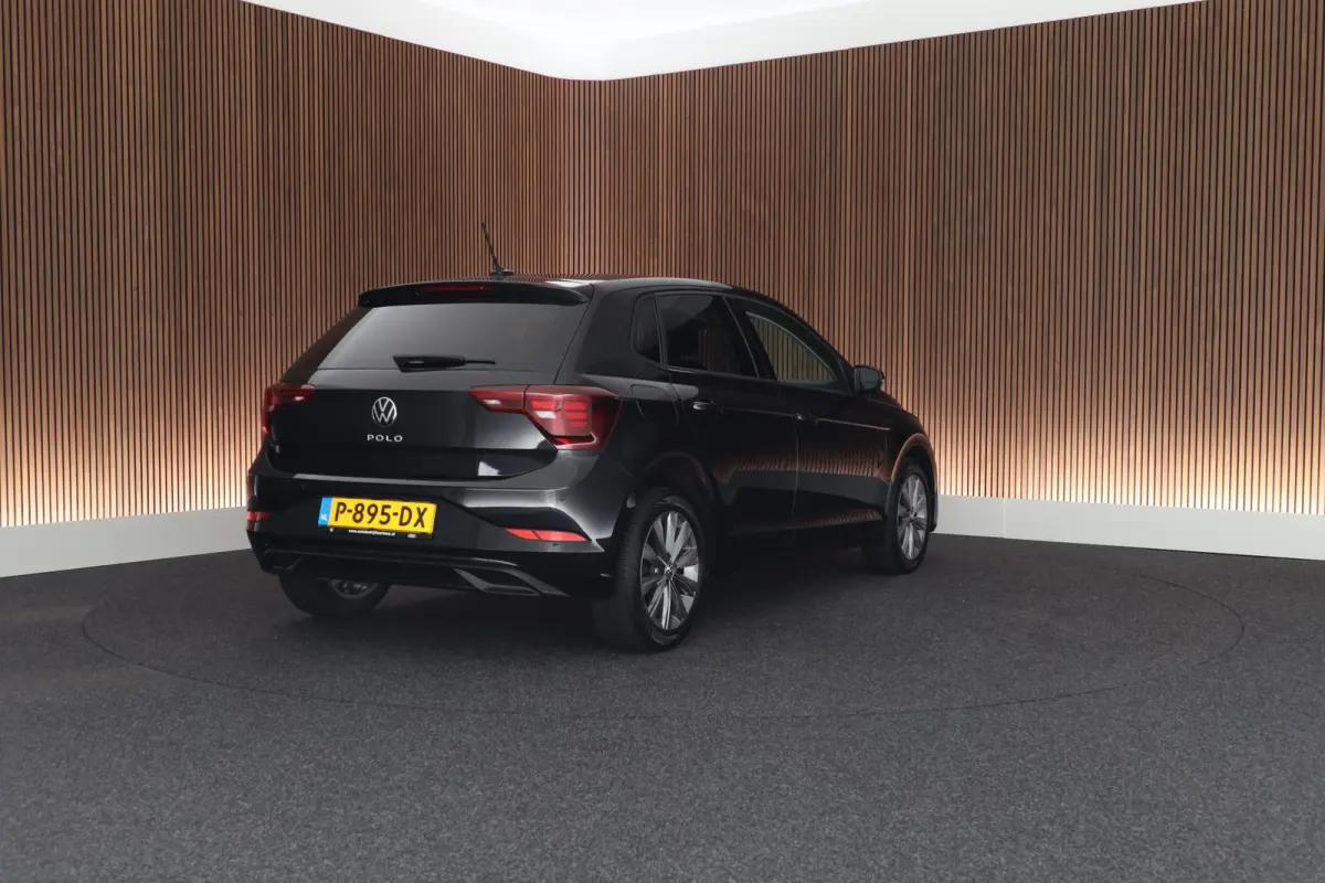 1.0 TSI 95pk Life Navigatie Parkeersensoren ACC Lichtmetaal