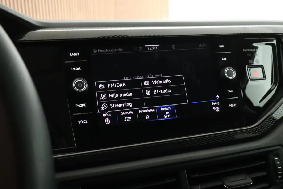1.0 TSI 95pk Life Navigatie Parkeersensoren ACC Lichtmetaal