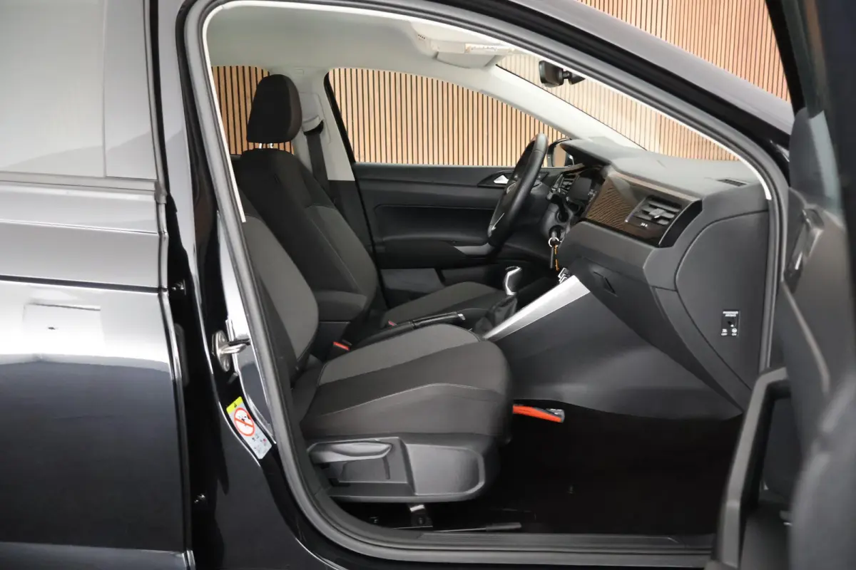 1.0 TSI 95pk Life Navigatie Parkeersensoren ACC Lichtmetaal