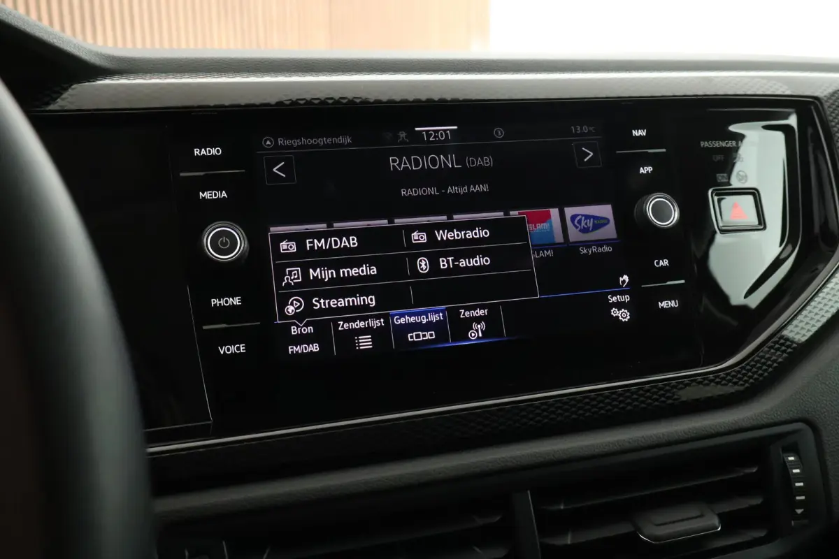 1.0 TSI 95pk Life Navigatie Parkeersensoren ACC Lichtmetaal