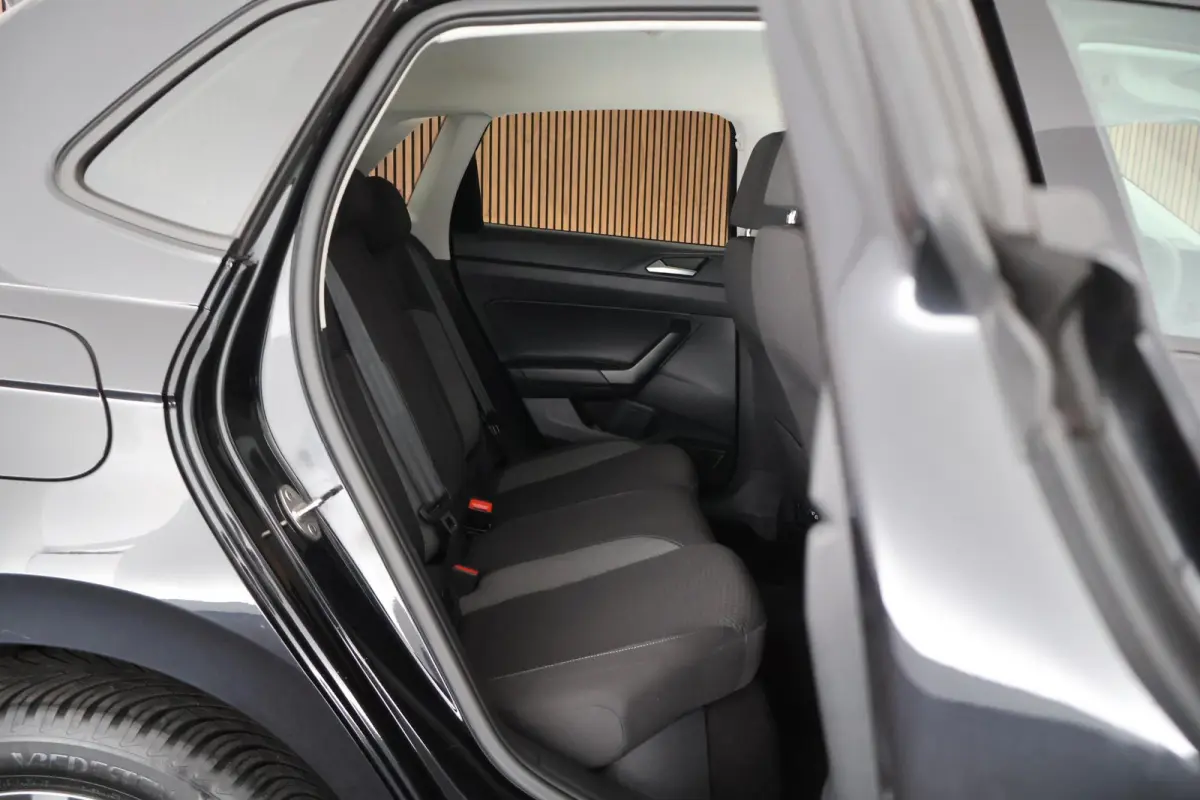1.0 TSI 95pk Life Navigatie Parkeersensoren ACC Lichtmetaal