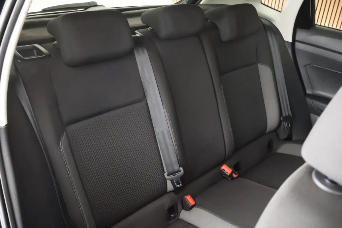 1.0 TSI 95pk Life Navigatie Parkeersensoren ACC Lichtmetaal