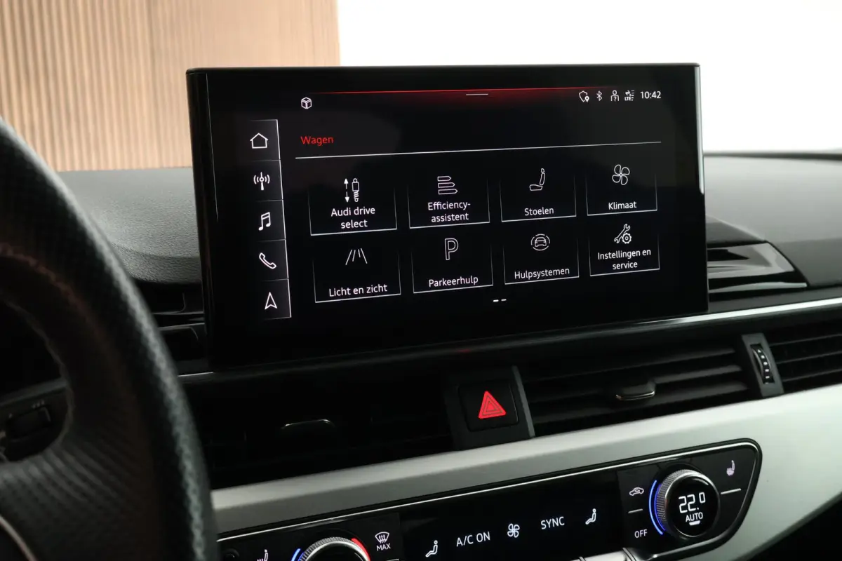 40 TFSI 204pk quattro S edition Camera Keyless Stoelverwarming Memory Massage ACC Navigatie 2x S-Line