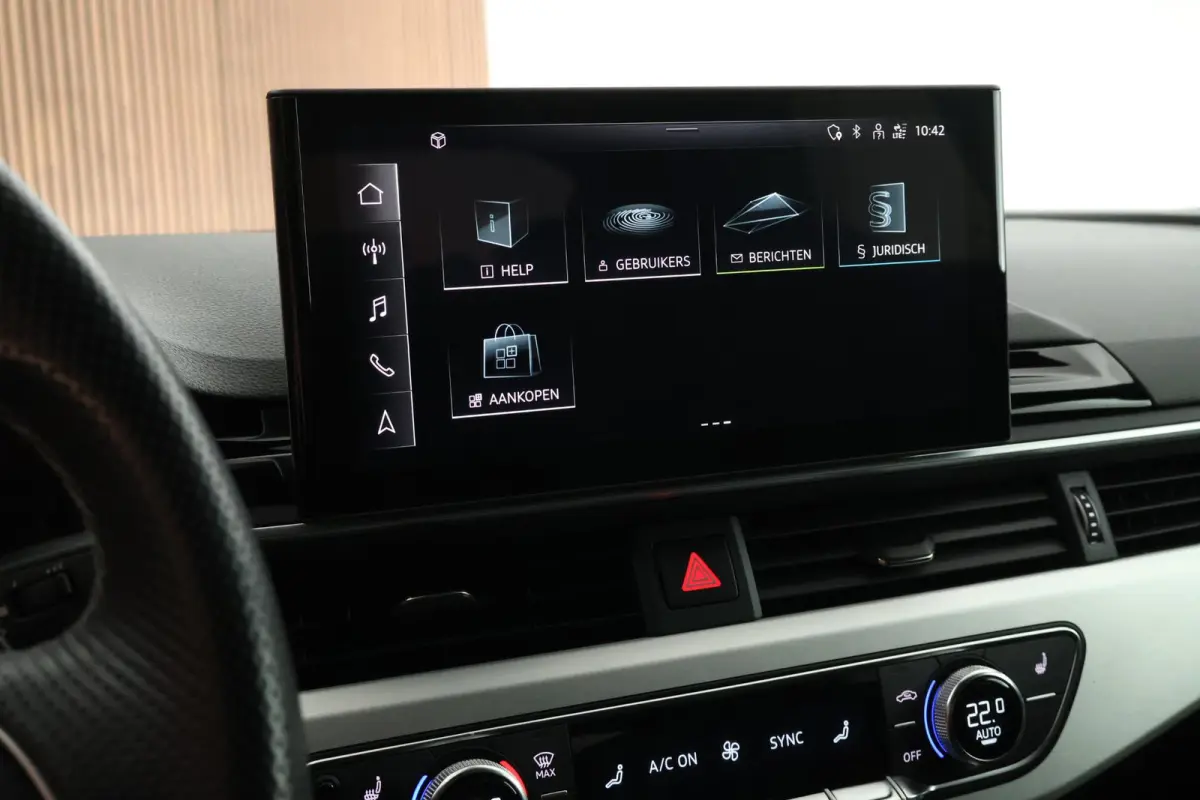 40 TFSI 204pk quattro S edition Camera Keyless Stoelverwarming Memory Massage ACC Navigatie 2x S-Line