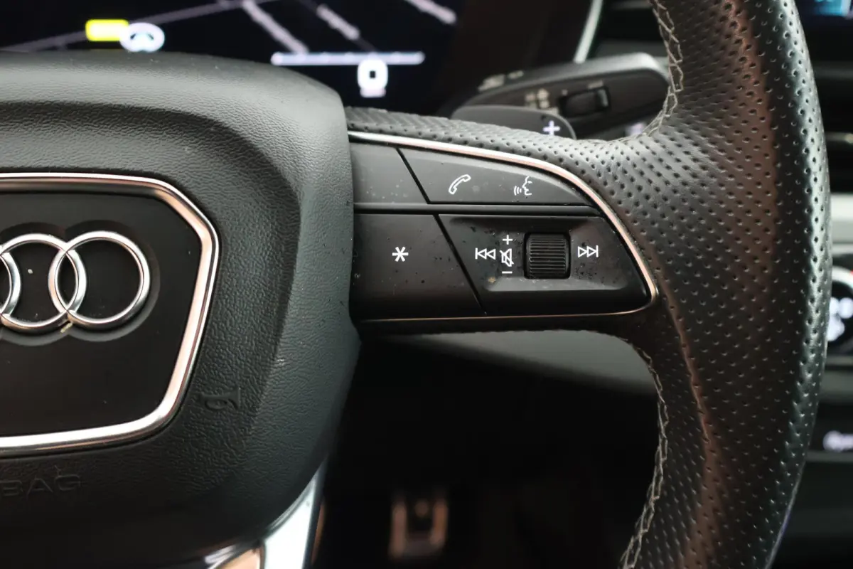40 TFSI 204pk quattro S edition Camera Keyless Stoelverwarming Memory Massage ACC Navigatie 2x S-Line