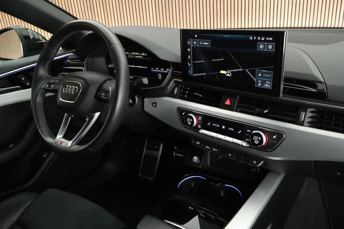 40 TFSI 204pk quattro S edition Camera Keyless Stoelverwarming Memory Massage ACC Navigatie 2x S-Line