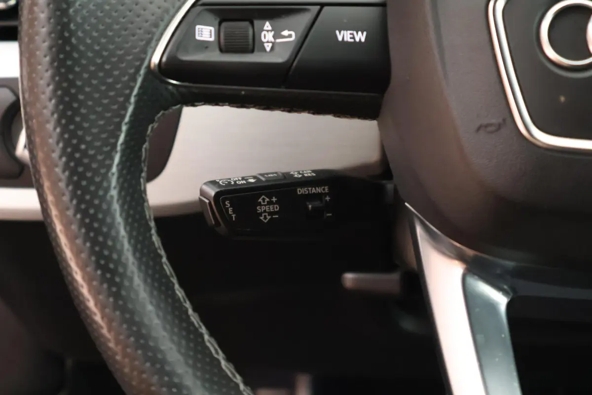 40 TFSI 204pk quattro S edition Camera Keyless Stoelverwarming Memory Massage ACC Navigatie 2x S-Line