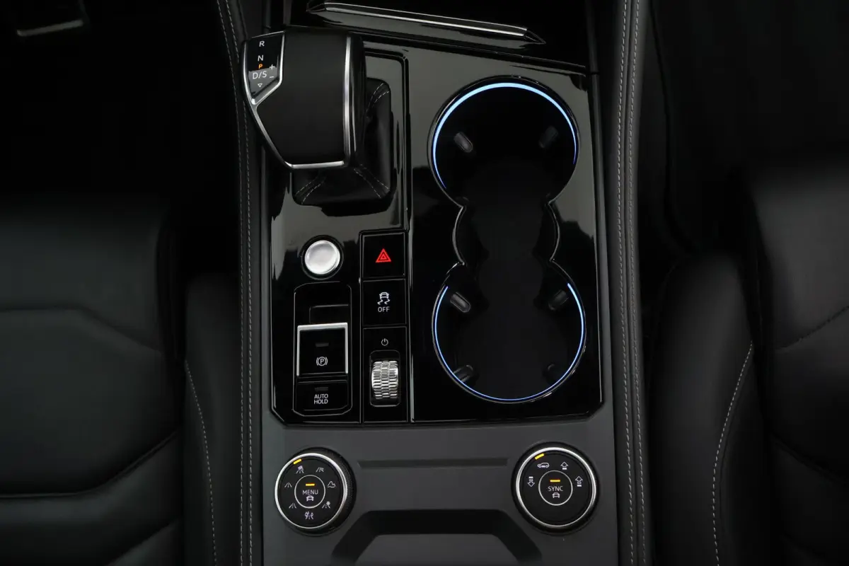 3.0 TSi 462pk eHybrid 4MOTION R Trekhaak Panoramadak Camera Leder Stoelverwarming Keyless Navigatie