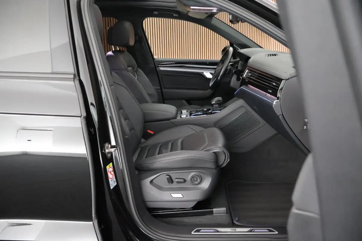 3.0 TSi 462pk eHybrid 4MOTION R Trekhaak Panoramadak Camera Leder Stoelverwarming Keyless Navigatie