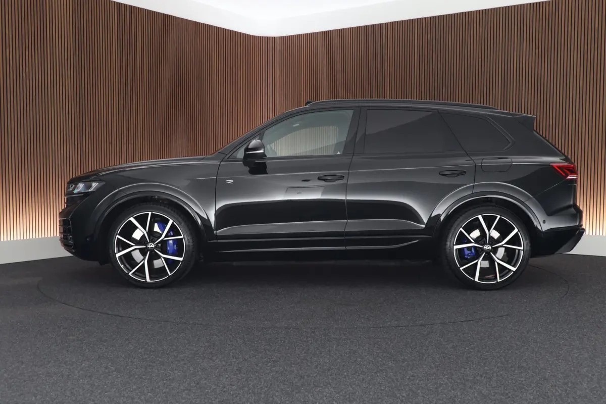 3.0 TSi 462pk eHybrid 4MOTION R Trekhaak Panoramadak Camera Leder Stoelverwarming Keyless Navigatie