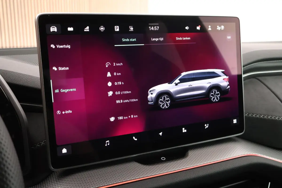 1.5 TSI 204pk PHEV Sportline Business Trekhaak Camera Canton LED Memory Stoelverwarming Panoramadak Navigatie