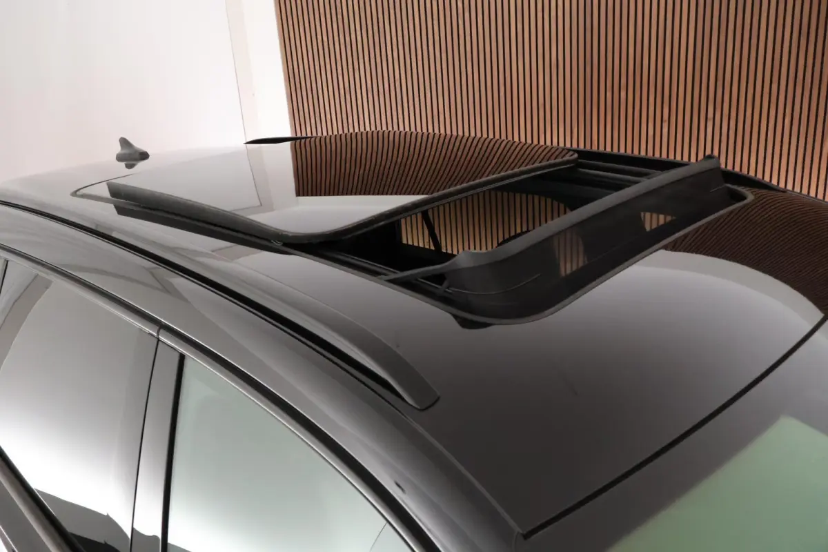 1.5 TSI 204pk PHEV Sportline Business Trekhaak Camera Canton LED Memory Stoelverwarming Panoramadak Navigatie