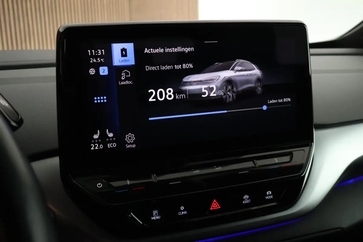 First 204pk 77 kWh SOH 91% Leder Stoelverwarming Camera Navigatie