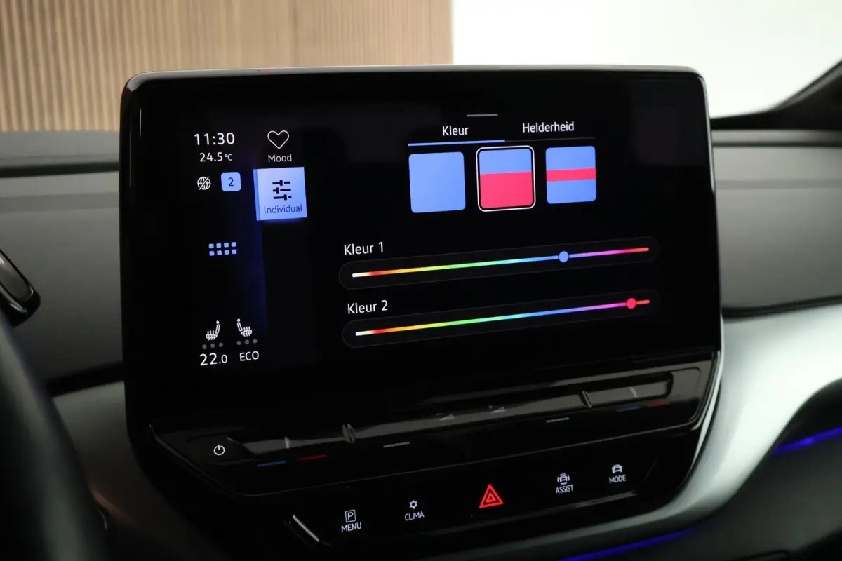 First 204pk 77 kWh SOH 91% Leder Stoelverwarming Camera Navigatie