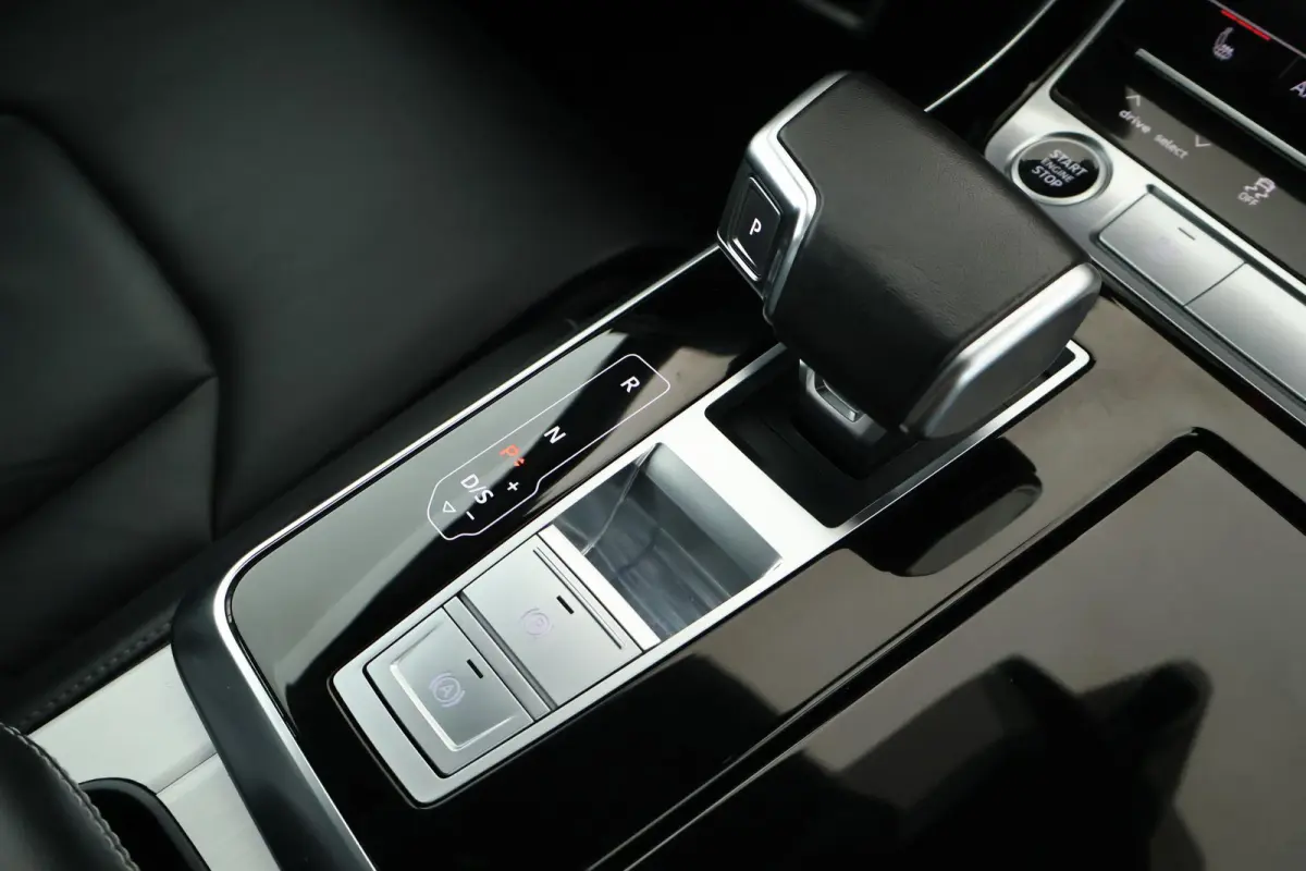 55 TFSIe 381pk quattro Pro Line S Leder Memory Sluithulp B&O Panoramadak Camera Stoel + Stuurverwarming Luchtvering Navigatie 2x S-Line