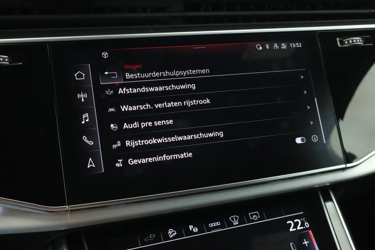 55 TFSIe 381pk quattro Pro Line S Leder Memory Sluithulp B&O Panoramadak Camera Stoel + Stuurverwarming Luchtvering Navigatie 2x S-Line