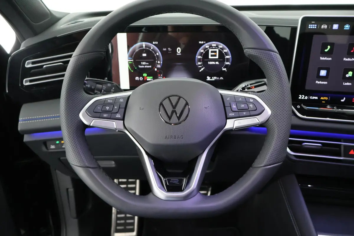 1.5 272pk eHybrid R-Line Edition Trekhaak Camera Panoramadak Keyless Carplay