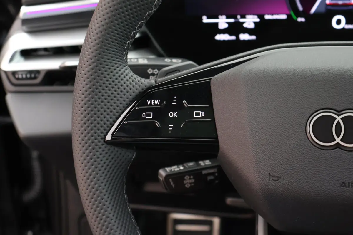 Avant 2.0 367pk quattro S edition Competition Trekhaak 360Camera Panoramadak Leder Virtual Cockpit Keyless Navigatie S-Line