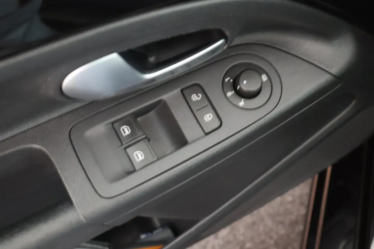 Up! 1.0 BMT 60pk move up! Airco Cruise Control Camera