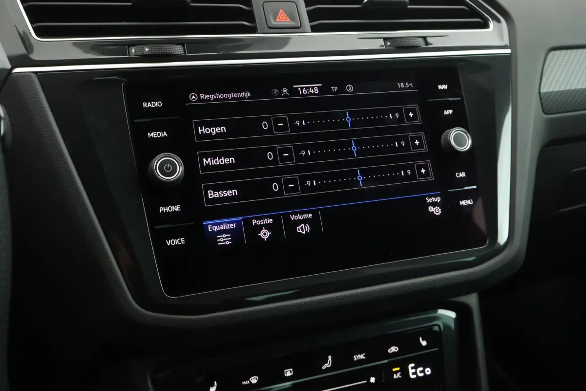 1.4 TSI 245pk eHybrid R-Line Business+ Trekhaak Camera Stoelverwarming Keyless Virtual Cockpit LED Navigatie