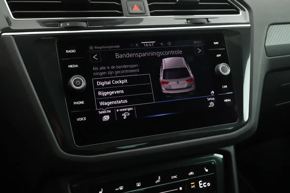 1.4 TSI 245pk eHybrid R-Line Business+ Trekhaak Camera Stoelverwarming Keyless Virtual Cockpit LED Navigatie