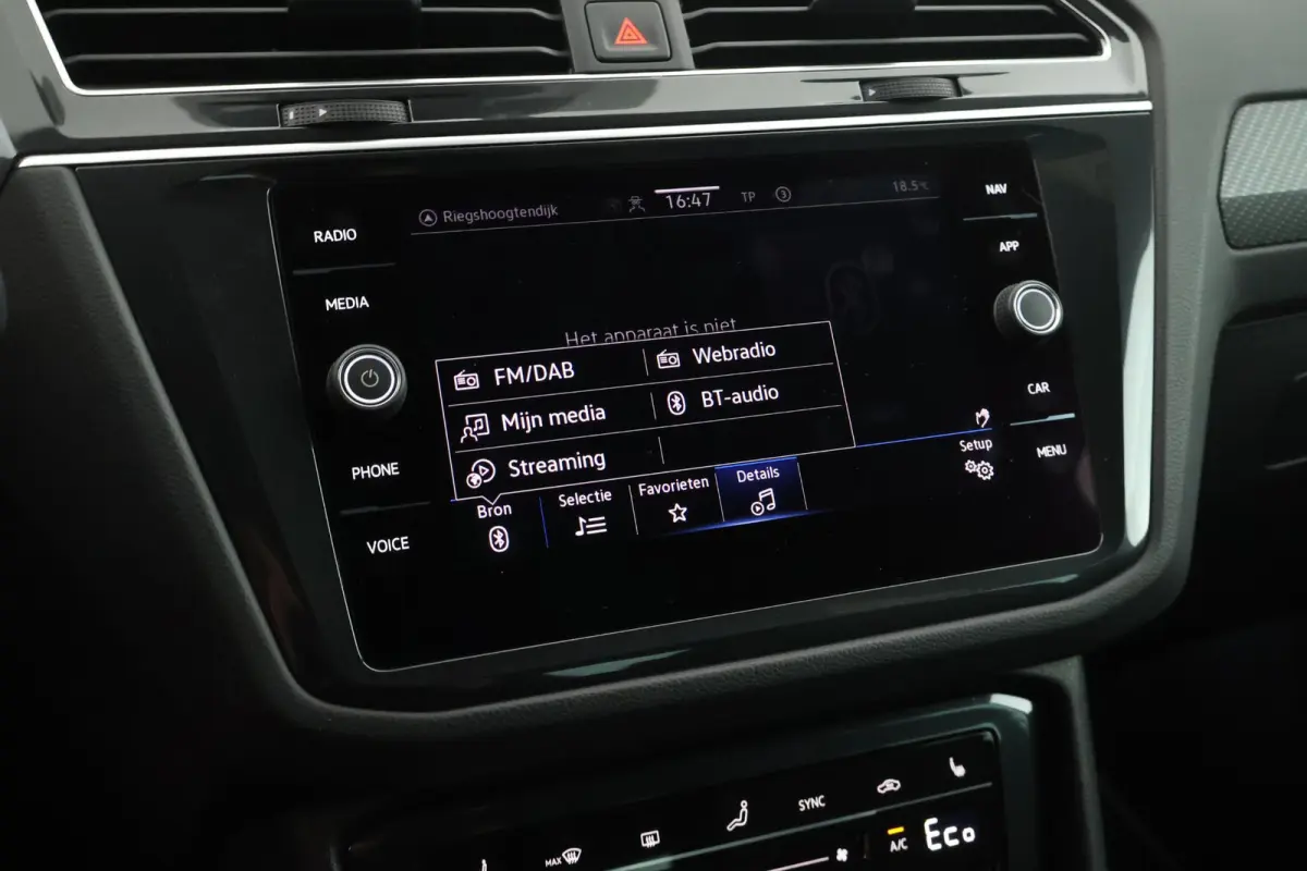 1.4 TSI 245pk eHybrid R-Line Business+ Trekhaak Camera Stoelverwarming Keyless Virtual Cockpit LED Navigatie