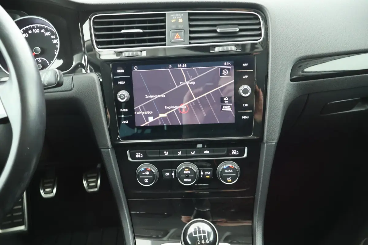 1.4 TSI 125pk Sound Navigatie Camera Keyless