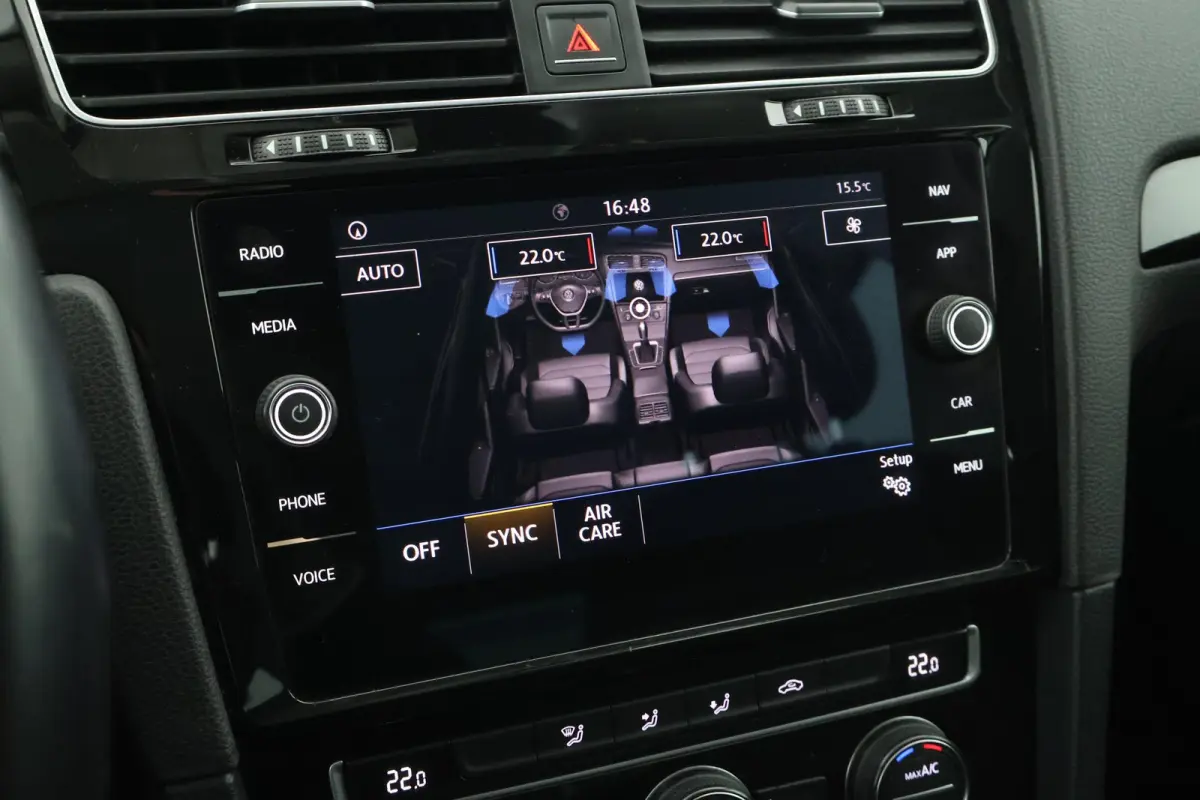 1.4 TSI 125pk Sound Navigatie Camera Keyless