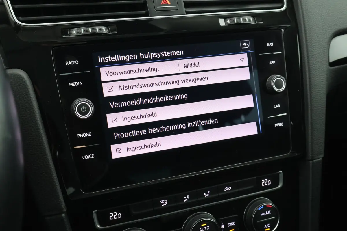 1.4 TSI 125pk Sound Navigatie Camera Keyless