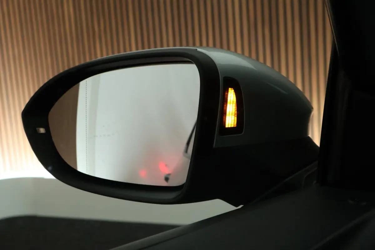 First Max 58 kWh 204pk SOH 91% HUD Panoramadak Camera Navigatie Keyless Memory