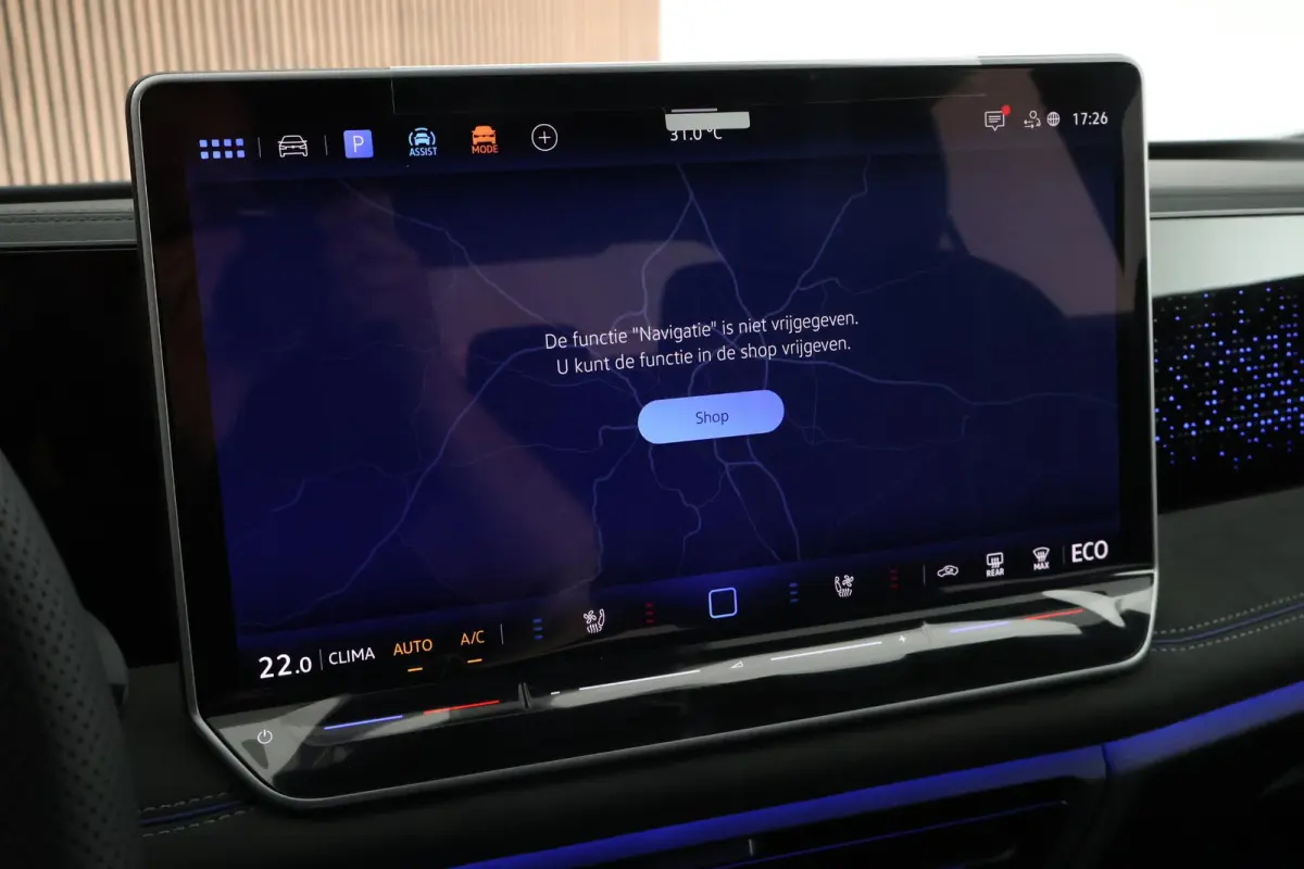 1.5 eHybrid 272pk R-Line Edition Black Style Leder Trekhaak 360Camera HUD Keyless Massage Virtual Cockpit Panoramadak Carplay
