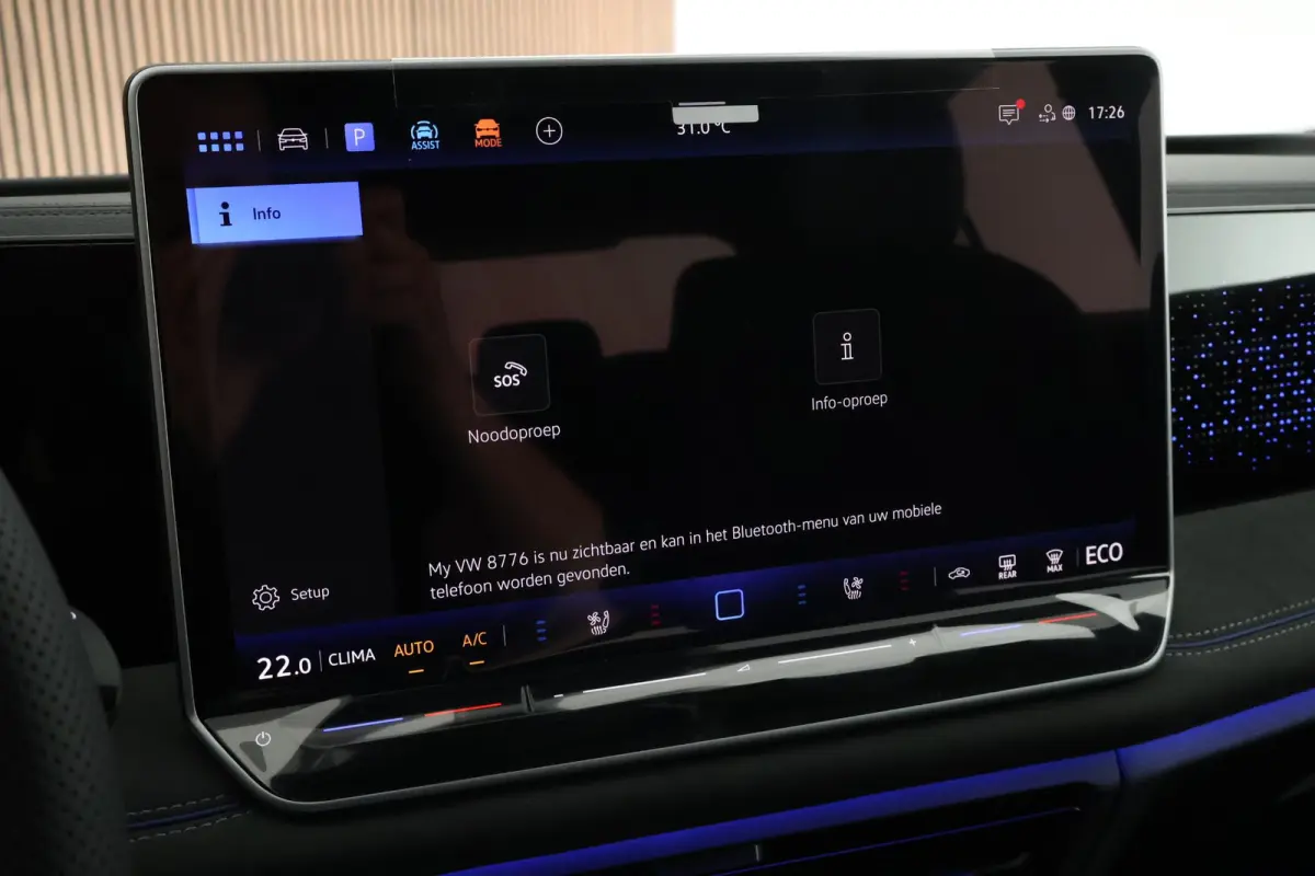 1.5 eHybrid 272pk R-Line Edition Black Style Leder Trekhaak 360Camera HUD Keyless Massage Virtual Cockpit Panoramadak Carplay