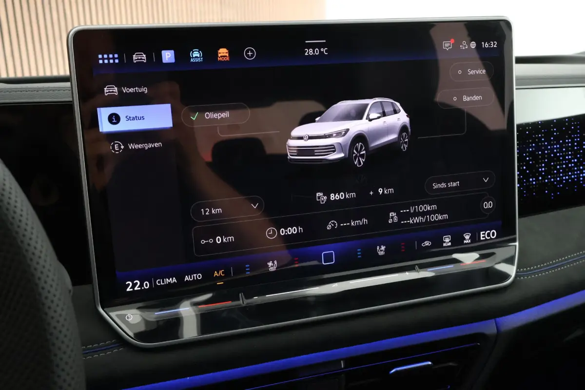 1.5 eHybrid 272pk R-Line Edition Black Style Leder Trekhaak 360Camera HUD Keyless Massage Virtual Cockpit Panoramadak Carplay