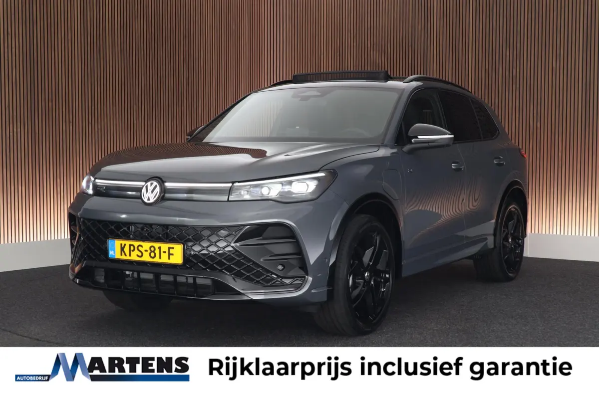 1.5 eHybrid 272pk R-Line Edition Black Style Leder Trekhaak 360Camera HUD Keyless Massage Virtual Cockpit Panoramadak Carplay