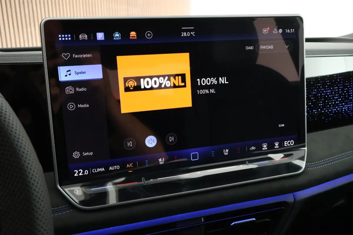 1.5 eHybrid 272pk R-Line Edition Black Style Leder Trekhaak 360Camera HUD Keyless Massage Virtual Cockpit Panoramadak Carplay