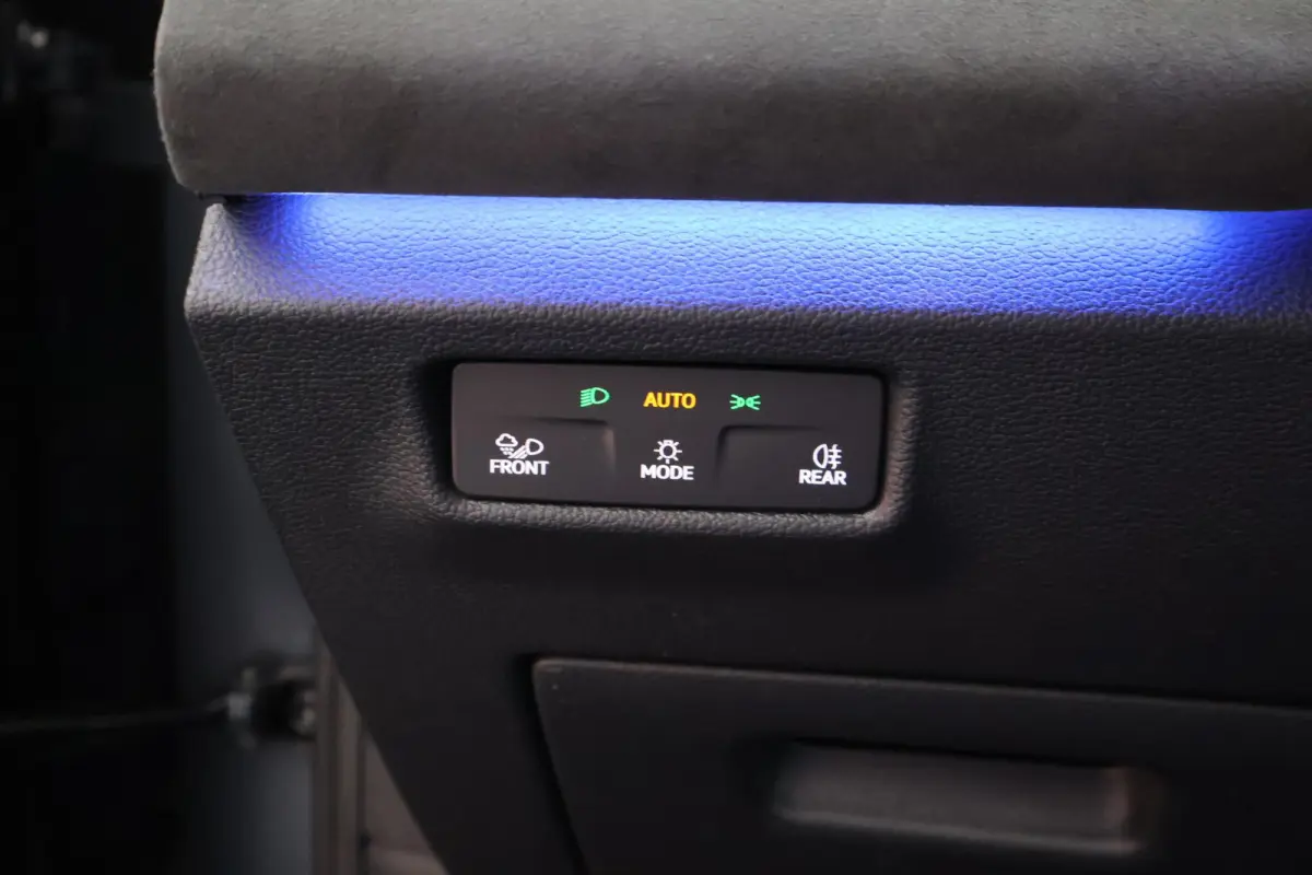 1.5 eHybrid 272pk R-Line Edition Black Style Leder Trekhaak 360Camera HUD Keyless Massage Virtual Cockpit Panoramadak Carplay