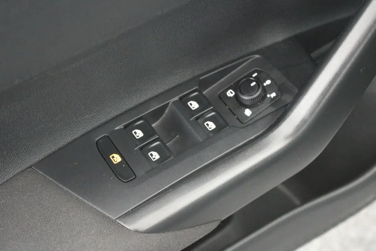 1.0 TSI 116pk DSG Life Edition Camera Keyless App-Connect
